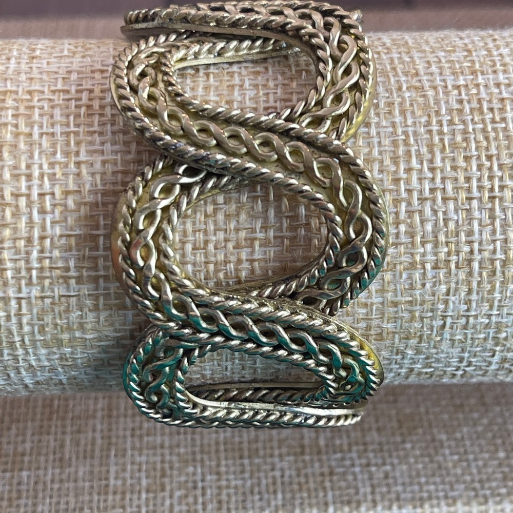 Rustic Cuff Gold Tone Cuff, Flexible, Includes Pouch, Casual, Comfortable, - Picture 15 of 16